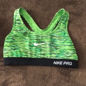 Sports bra